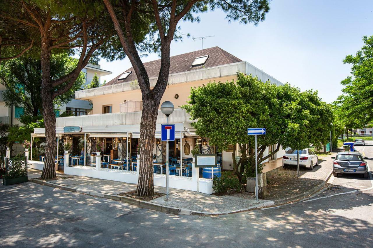 Villa Maranese Lignano Sabbiadoro Bagian luar foto